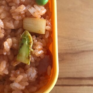 アスパラとベーコン、枝豆のチャーハン